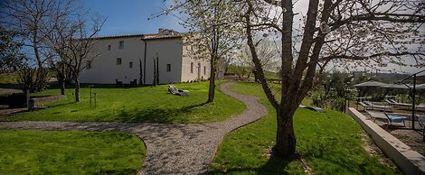 Borgo Elissa