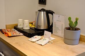 Cactus Suites