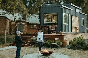 The Pink Lake Tiny House - 'peony'