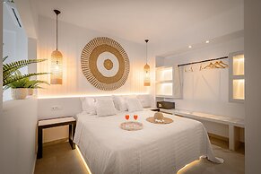 THEALOS SANTORINI