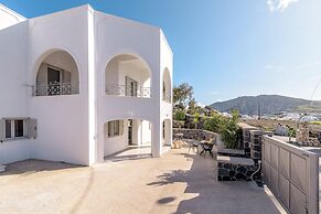 THEALOS SANTORINI