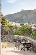 THEALOS SANTORINI