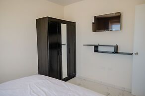 Spacious 4-bedroom Apartment 2 km From Eagle Beach