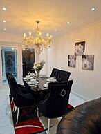 Beautiful and Modern House in Gravesend
