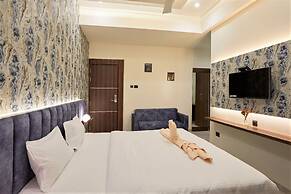 Hotel Rose Gold