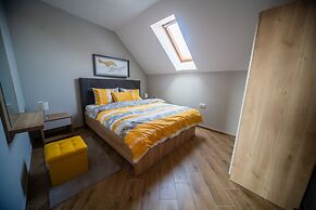 Manoir Apartments