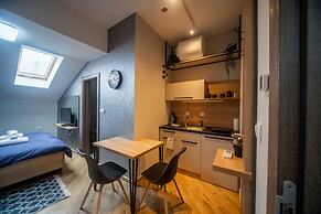 Manoir Apartments