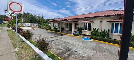 Mi Casa Asi de Grande