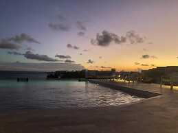 Deluxe Aparment Whit Beach & Ocean View