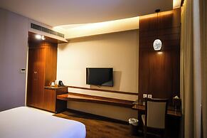 PRISTINE HOTEL