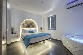 BlackStone Luxury Suites