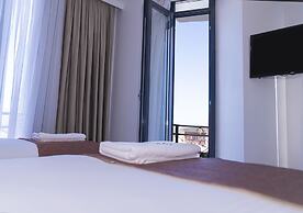 Cetin Port Hotel