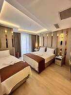 Cetin Port Hotel
