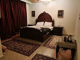 ZEINA PYRAMIDS INN