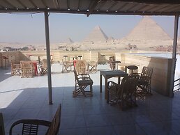 ZEINA PYRAMIDS INN