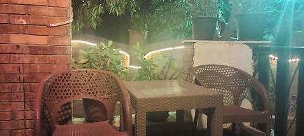 ZEINA PYRAMIDS INN