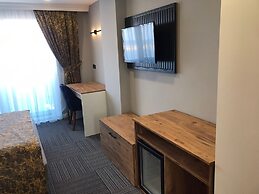 Cepnis Hotel