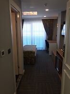 Cepnis Hotel