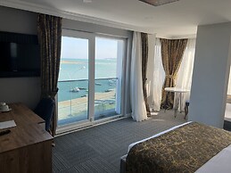 Cepnis Hotel
