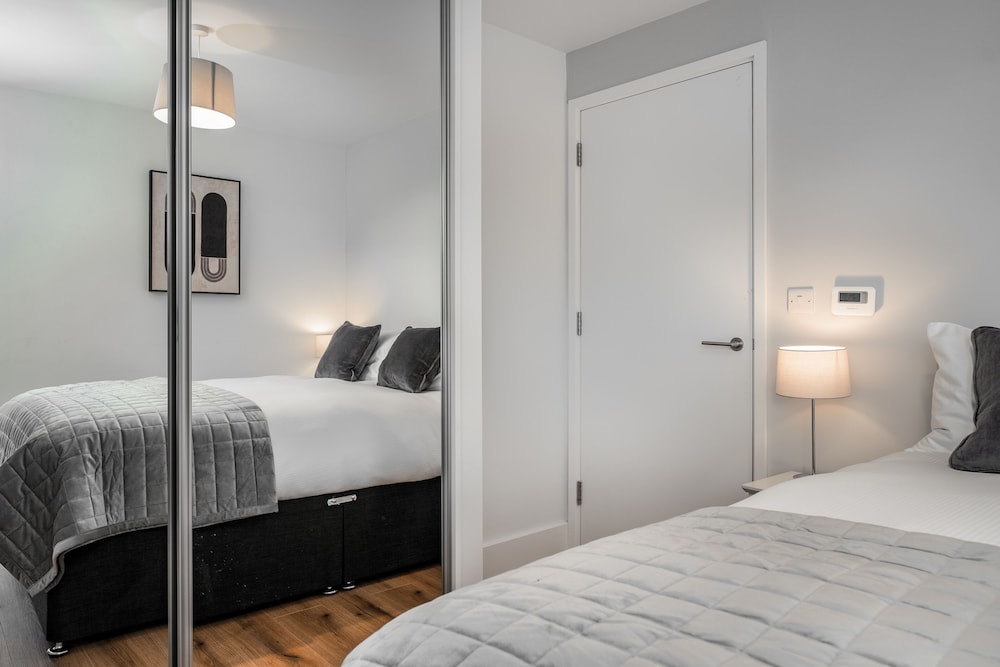 Citystay Living - Dutch's Corner