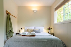 Barefoot Villas Room 5 Eagle