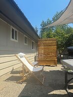 Barefoot Villas Room 4 Cedar