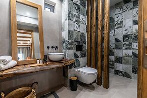 Artemis Hotel