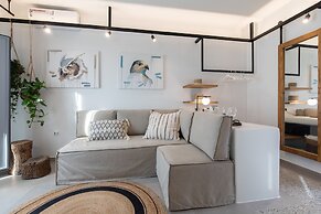 Artemis Hotel