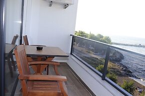 The Lavington Hotel