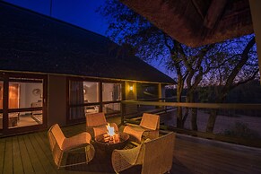 Simbavati River Sands