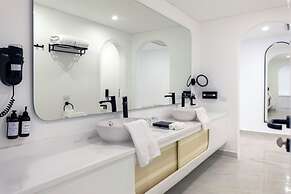 White Hills Resort