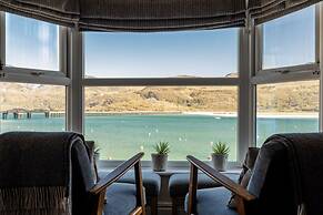 Harbour View - Flat 2 - Tudor House