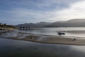Harbour View - Flat 2 - Tudor House