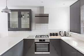 Hampden Apartments - The Louis