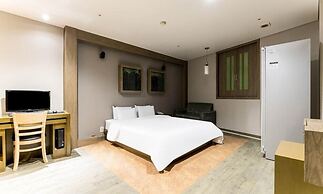 Bobos Hotel