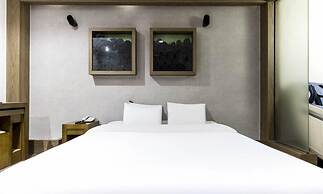 Bobos Hotel