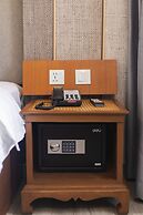 Thapae Twins Hotel