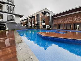 Spacious And Homey 2Br At Asatti Apartment