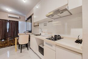 Scenic And Restful 2Br Sky House Bsd Apartment