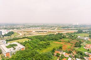 Strategic Studio Apartment At B Residence Near Campus