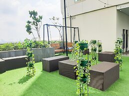 Strategic Studio Apartment At B Residence Near Campus