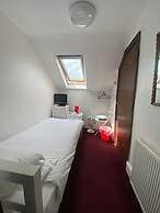 Aron Guest House