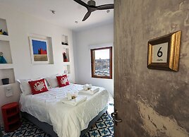 Senglea Suites