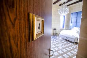 Senglea Suites