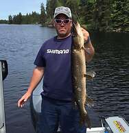 Lake Onaping Lodge