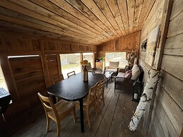 Lake Onaping Lodge