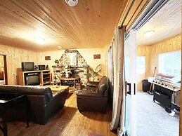 Lake Onaping Lodge
