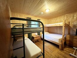 Lake Onaping Lodge