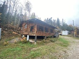 Lake Onaping Lodge