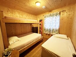 Lake Onaping Lodge